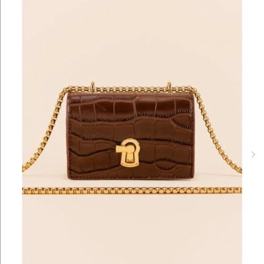 Francesca’s collections Erin mini keylock crossbody